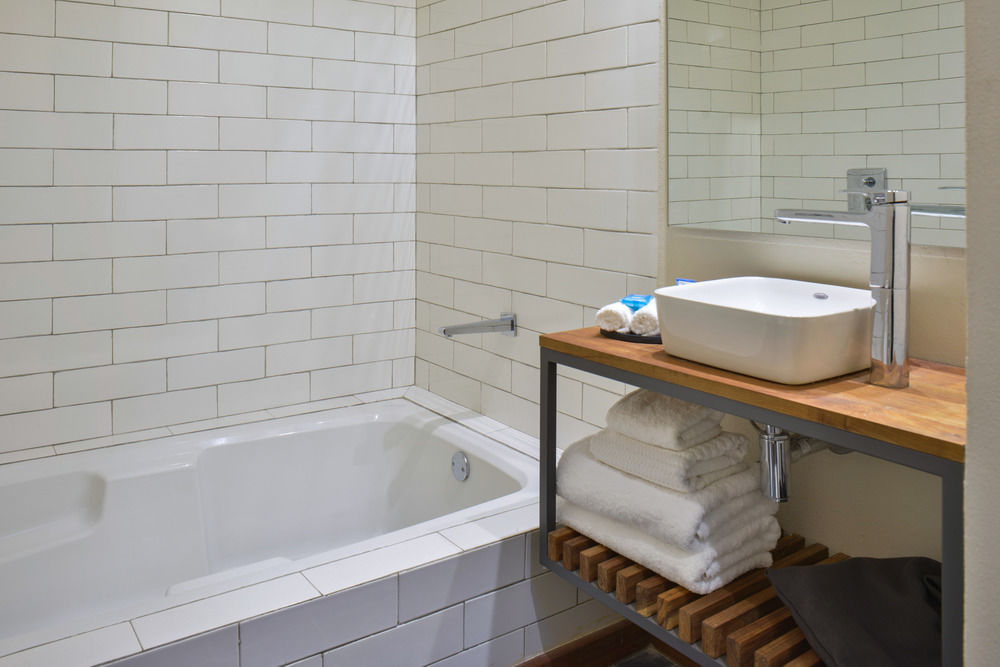 Hotel Criol ケレタロ エクステリア 写真 Bathroom